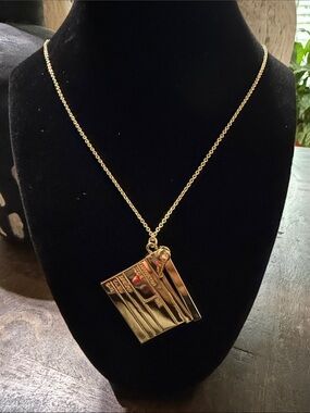 EUC Kate Spade New York Cinema City Clapper Pendant Necklace 12K Gold Plated